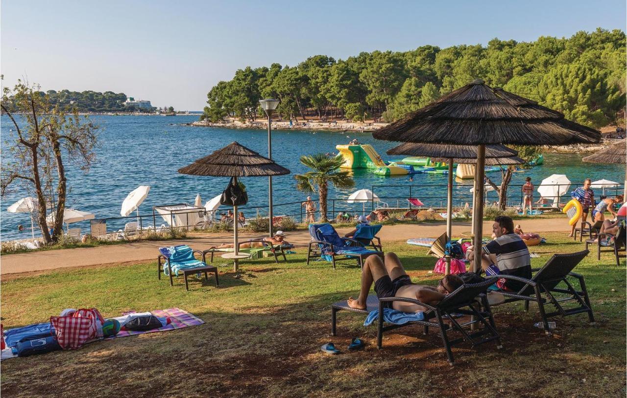 Pet Friendly Apartment In Porec With Wifi المظهر الخارجي الصورة