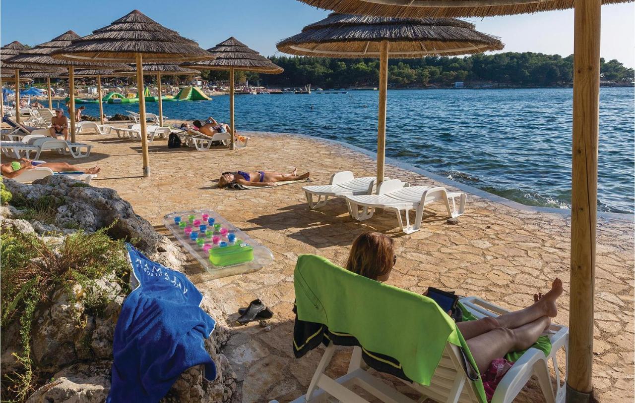 Pet Friendly Apartment In Porec With Wifi المظهر الخارجي الصورة
