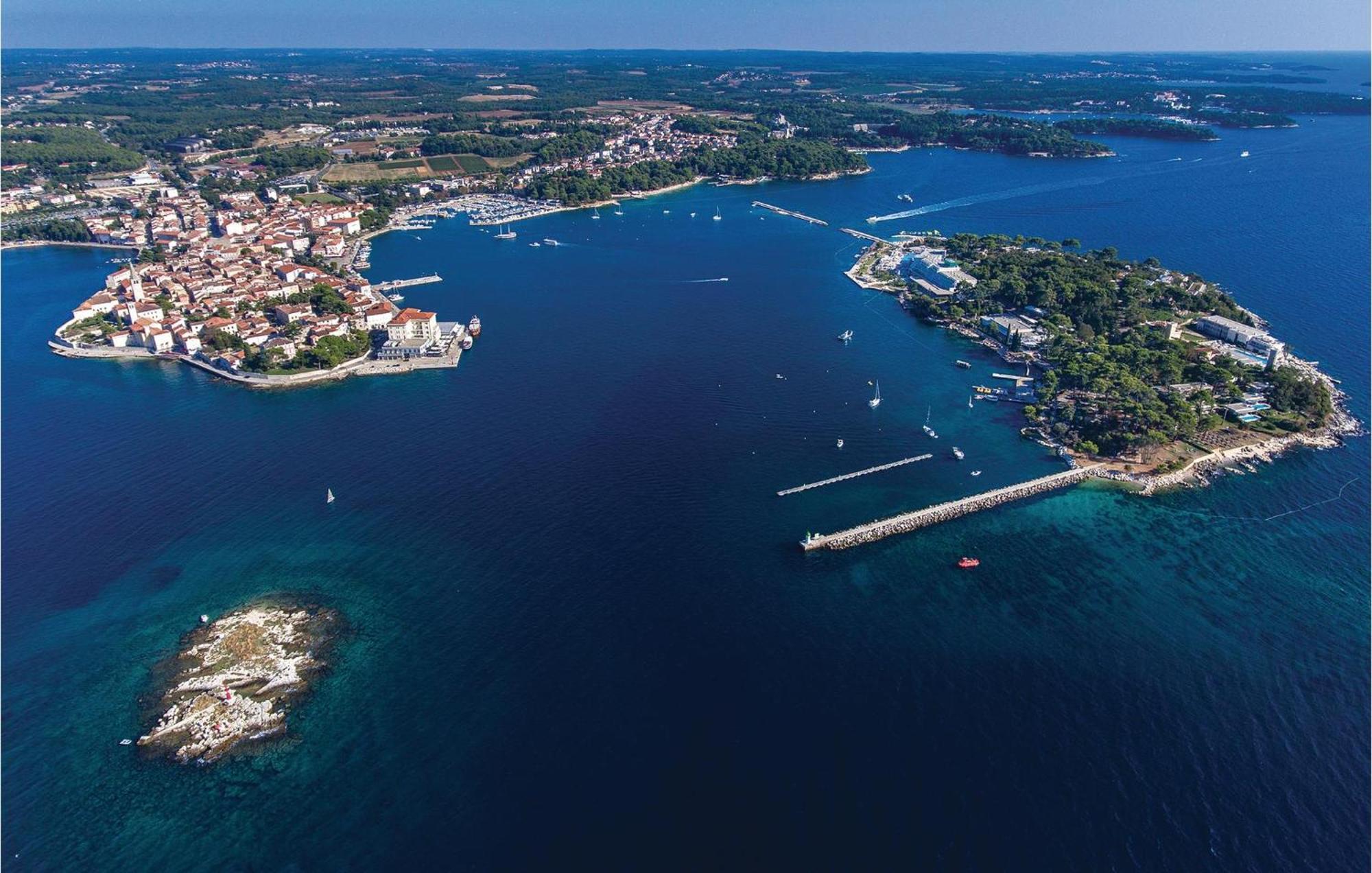 Pet Friendly Apartment In Porec With Wifi المظهر الخارجي الصورة