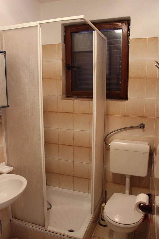 Pet Friendly Apartment In Porec With Wifi الغرفة الصورة