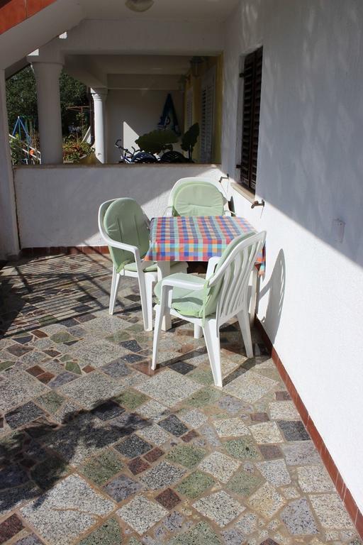Pet Friendly Apartment In Porec With Wifi الغرفة الصورة